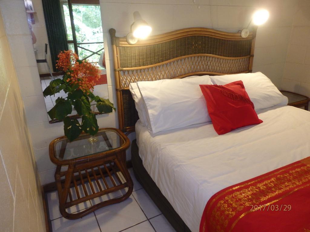 Daintree Deep Forest Lodge ケープ・トリビュレーション エクステリア 写真