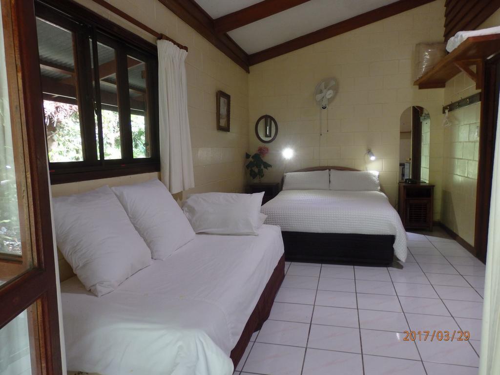 Daintree Deep Forest Lodge ケープ・トリビュレーション エクステリア 写真